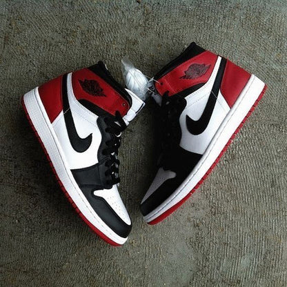 jordan 1 toe black