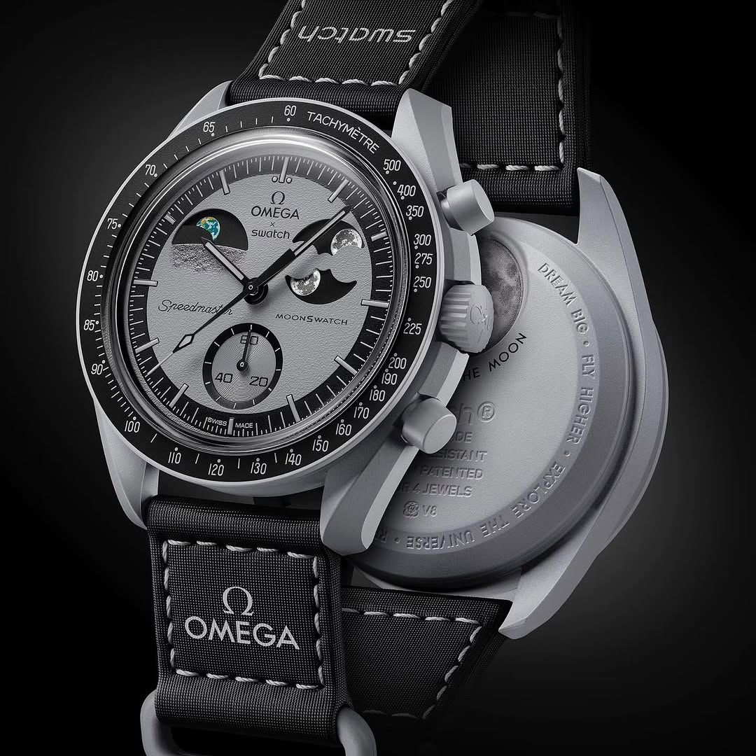 OMEGA X SWATCH MISIION TO THE MOON